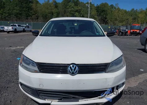 2014 Volkswagen Jetta 2.0L S z USA, uszkodzony, nr VIN 3VW2K7AJ3EM362618